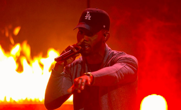 Bryson Tiller Performs “Exchange” & “Don’t” at the 2016 BET Awards [VIDEO]