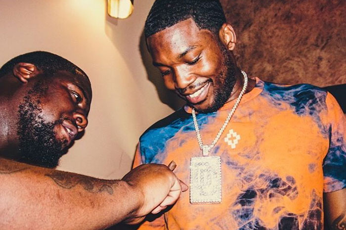 Photos: Meek Mill Shows His $540,000 Dream Chasers Chain [VIDEO]